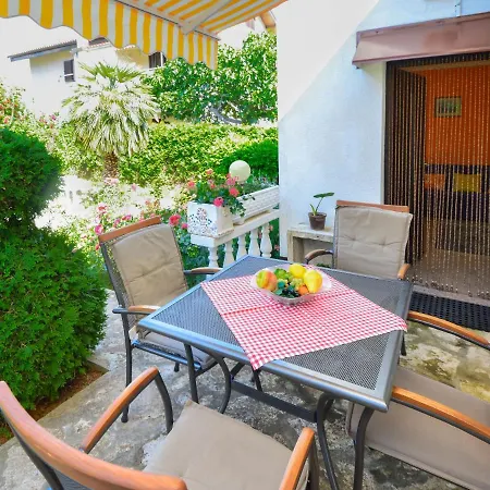 Appartement Botanica-2 *
